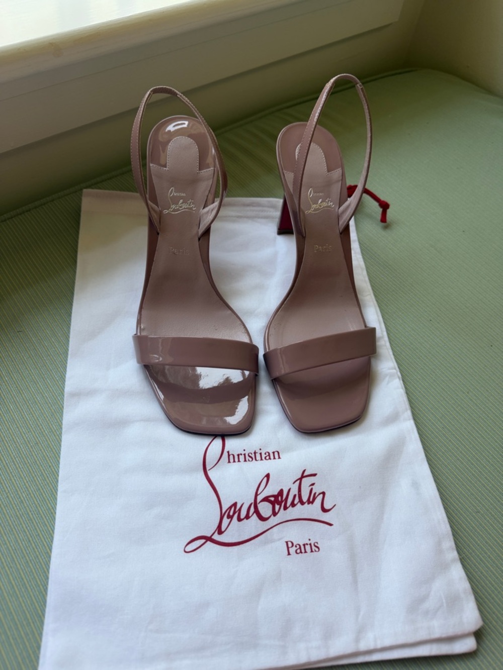 Like New! Christian Louboutin Blush Patent Condora Slingback Heels